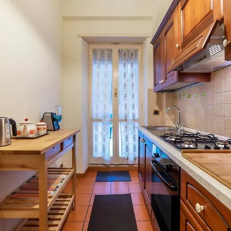 Guesthost - San Pietro Cozy With Terrace! Apartamento