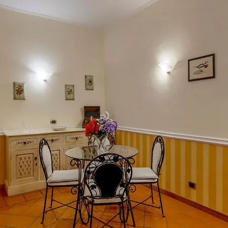 Guesthost - San Pietro Cozy With Terrace! *